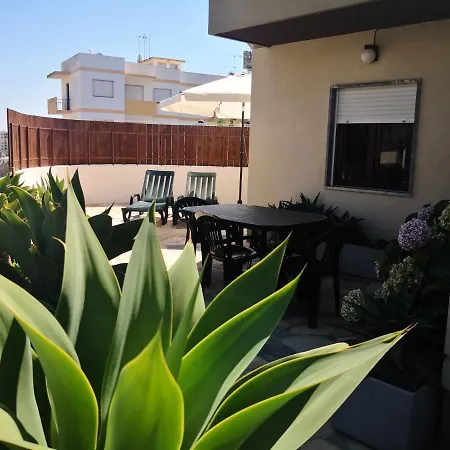 3b Flat Apartment *